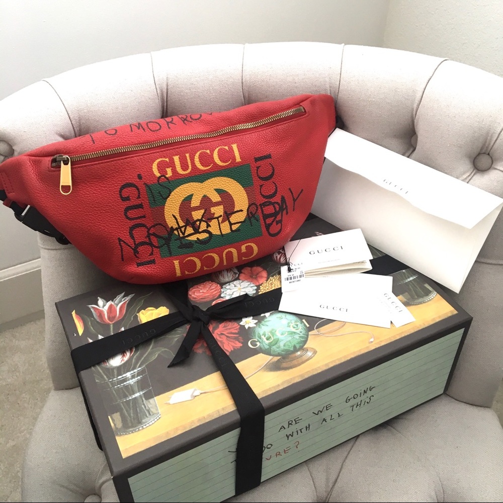 Rare Gucci artist Coco Capitan print fanny waist belt body bag Red